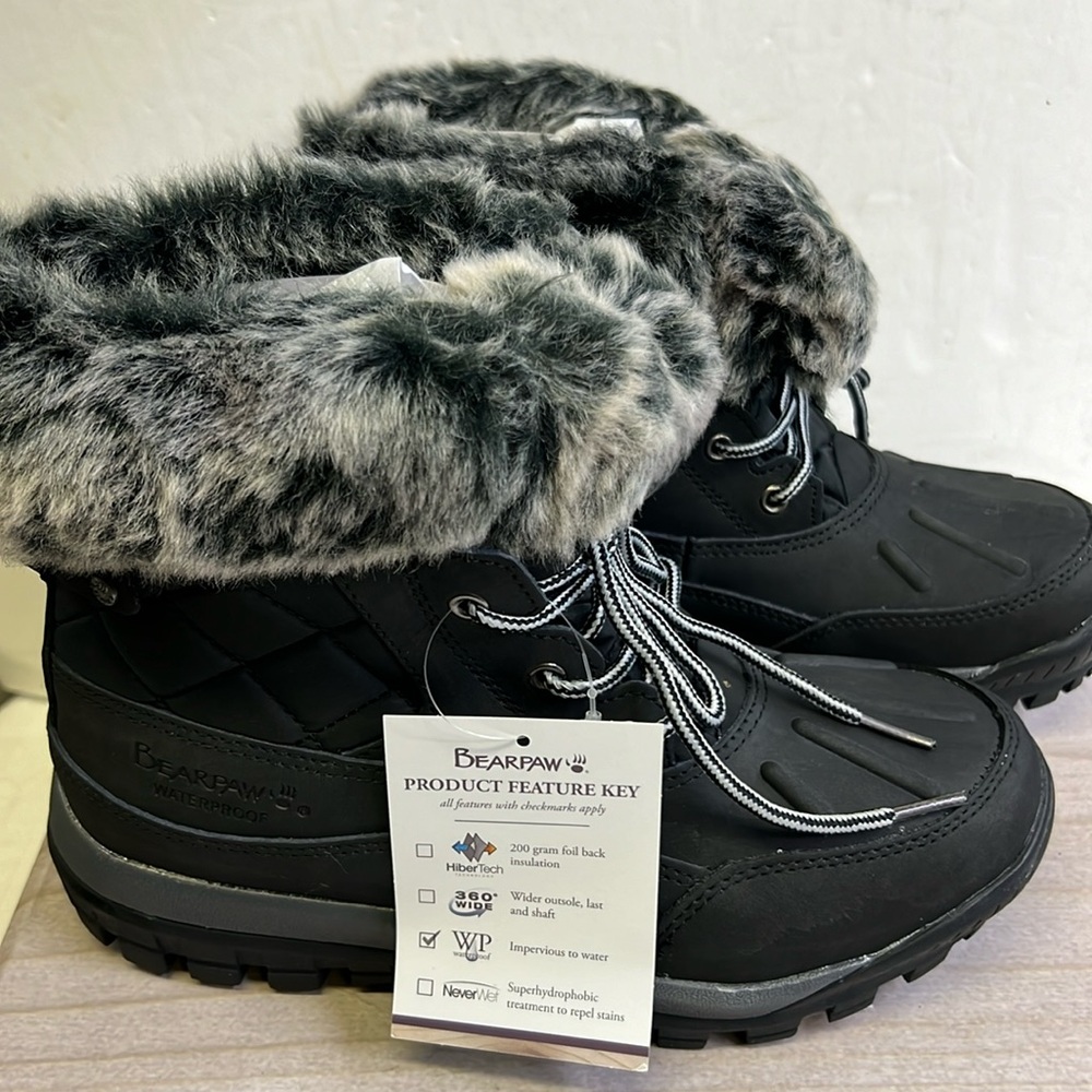 New Bearpaw Becka 1934w Black Waterproof  Winter Women’s Boots 8 furry